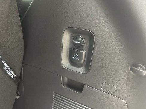 New 2026 Kia Carnival SX w/ SX Dark Edition Package image 28