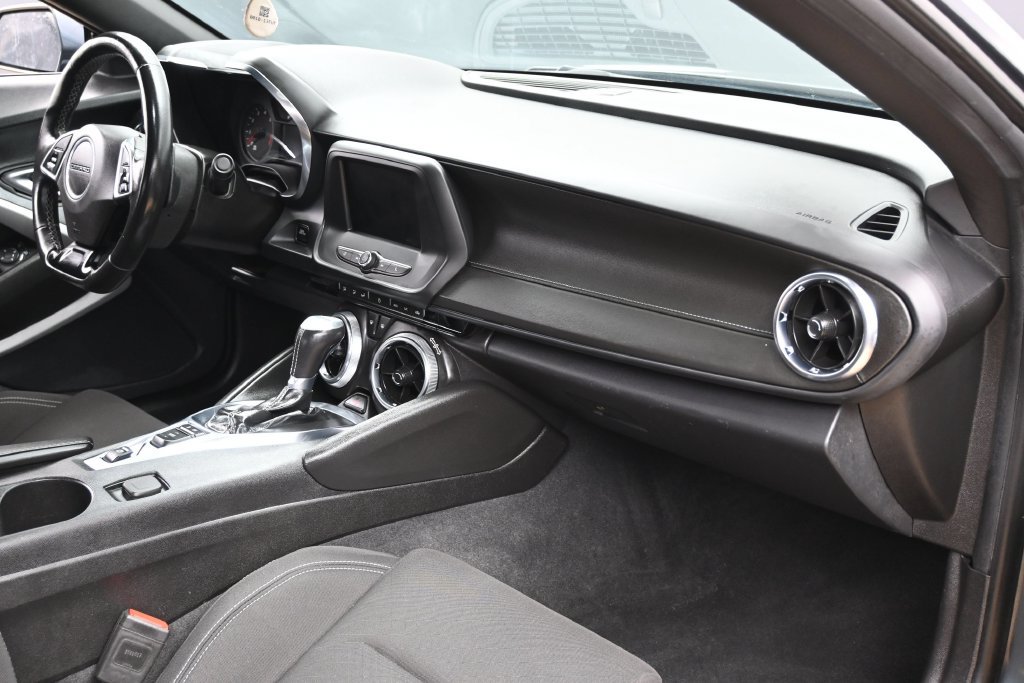 Used 2023 Chevrolet Camaro LT RWD image 26