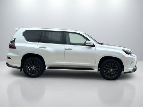 Used 2023 Lexus GX 460 Luxury w/ Sport Design Package AWD/4WD image 4