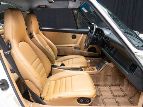 Used 1994 Porsche 911 Carrera 4 image 50
