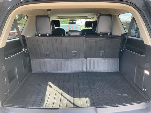 Used 2024 Ford Expedition Max XLT AWD/4WD image 11