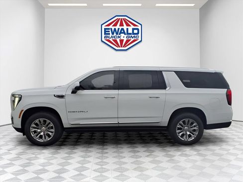 Certified 2026 GMC Yukon XL Denali w/ Sun & Power Step Package AWD/4WD image 6