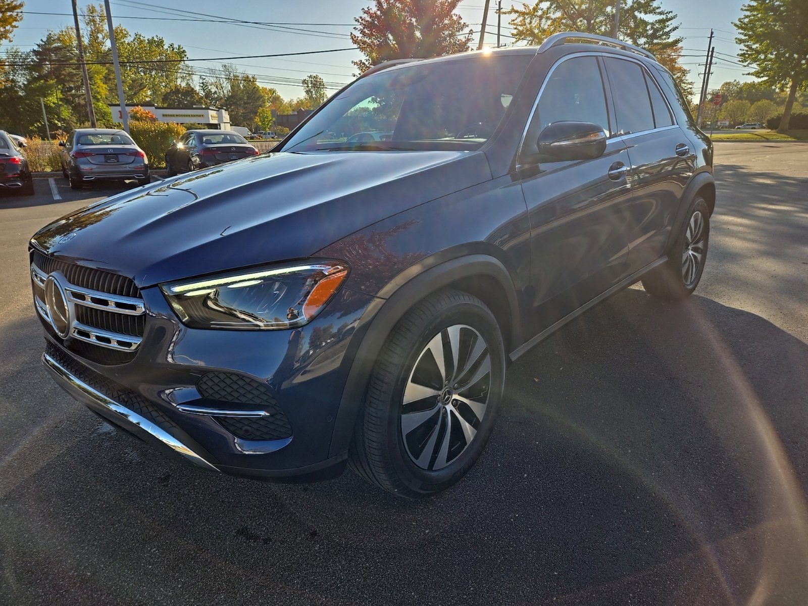 Certified 2026 Mercedes-Benz GLE 350 4MATIC image 1
