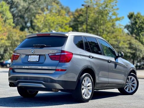 Used 2017 BMW X3 sDrive28i image 7