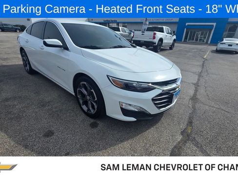 Used 2021 Chevrolet Malibu LT FWD image 1
