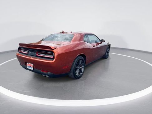Used 2022 Dodge Challenger GT w/ Performance Handling Group RWD image 5