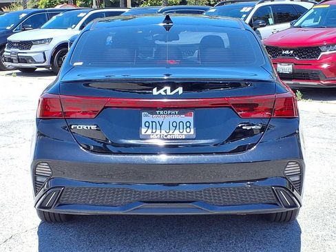 Certified 2023 Kia Forte GT-Line FWD image 4