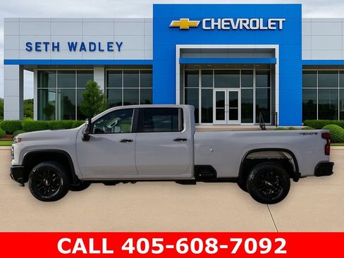 Used 2024 Chevrolet Silverado 2500 W/T w/ WT Convenience Package AWD/4WD image 4