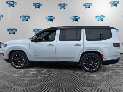 Certified 2025 Jeep Grand Wagoneer Series II Obsidian w/ Quick Order Packagew 28T image 3