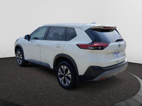 Used 2023 Nissan Rogue SV AWD/4WD image 5