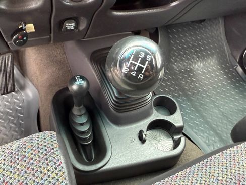 Used 1999 Dodge Ram 2500 Truck 4x4 Quad Cab image 24