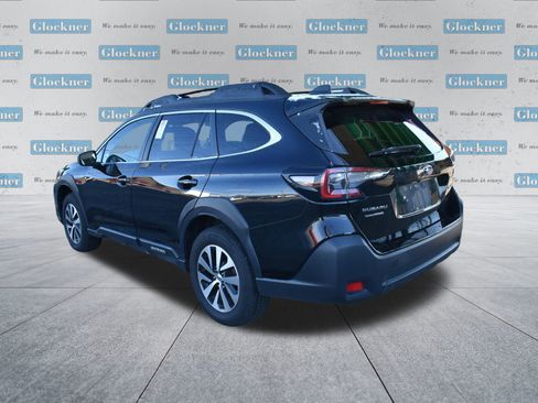 Used 2024 Subaru Outback Premium image 8