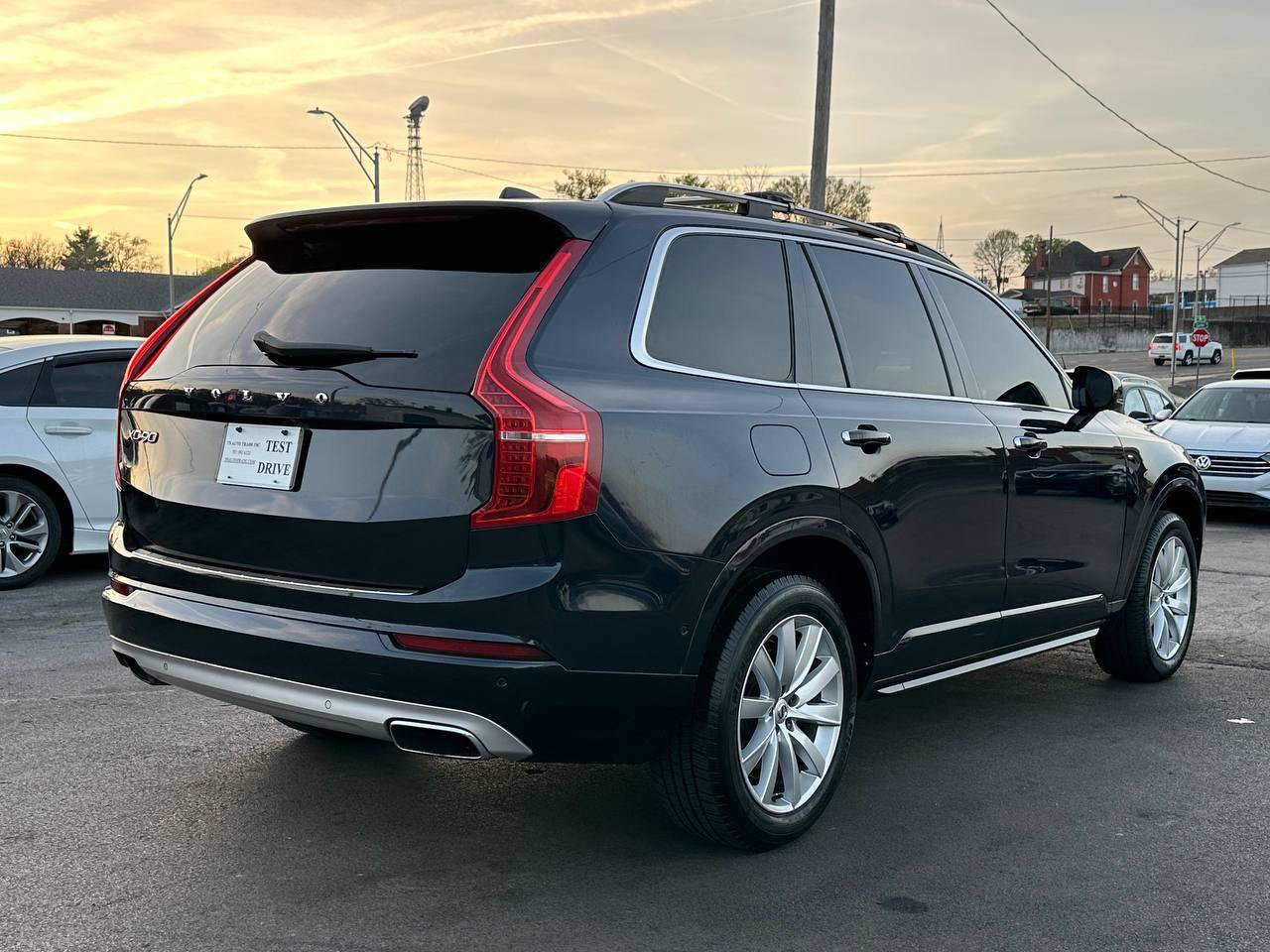 Used 2016 Volvo XC90 T6 Momentum w/ Protection Package Plus AWD/4WD image 10