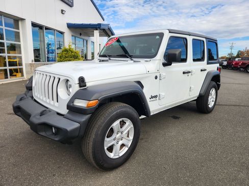 Used 2022 Jeep Wrangler Unlimited Sport image 5