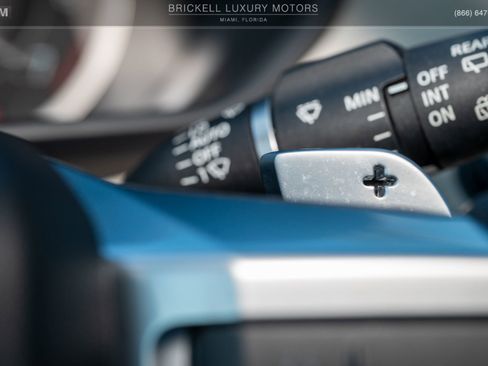 Used 2023 Land Rover Discovery S R-Dynamic image 29