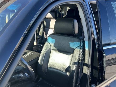 Used 2017 Chevrolet Suburban Premier image 33