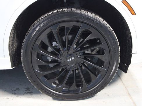 Used 2025 Lincoln Aviator Reserve w/ Jet Appearance Package image 36