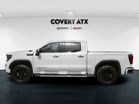 Used 2023 GMC Sierra 1500 Denali AWD/4WD image 4