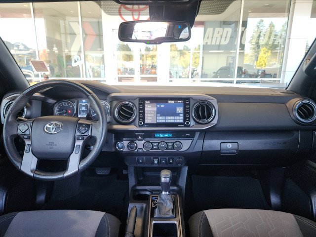 Used 2021 Toyota Tacoma TRD Off-Road AWD/4WD image 20