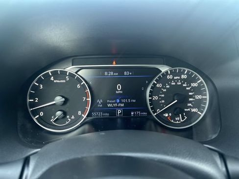 Used 2024 Nissan Altima 2.5 SV FWD image 26