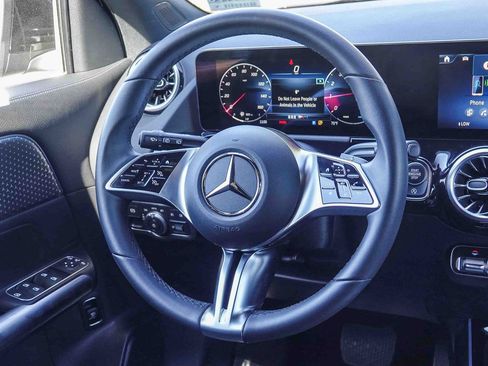 Certified 2025 Mercedes-Benz GLA 250 GLA 250 image 15