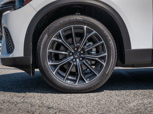 Used 2025 MAZDA CX-70 Plug-In Hybrid w/ Premium Pkg image 12