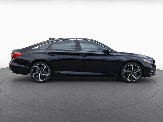 Used 2018 Honda Accord Sport image 8