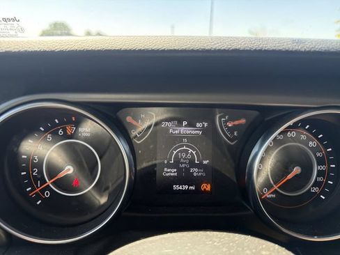 Used 2021 Jeep Gladiator Sport AWD/4WD image 24