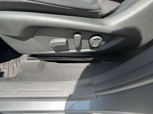 Certified 2025 Subaru Forester Limited AWD/4WD image 16