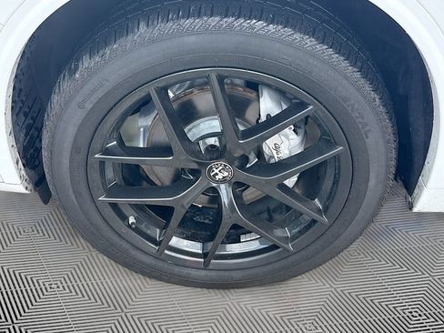 Used 2021 Alfa Romeo Stelvio Sprint w/ Nero Edizione RWD image 31