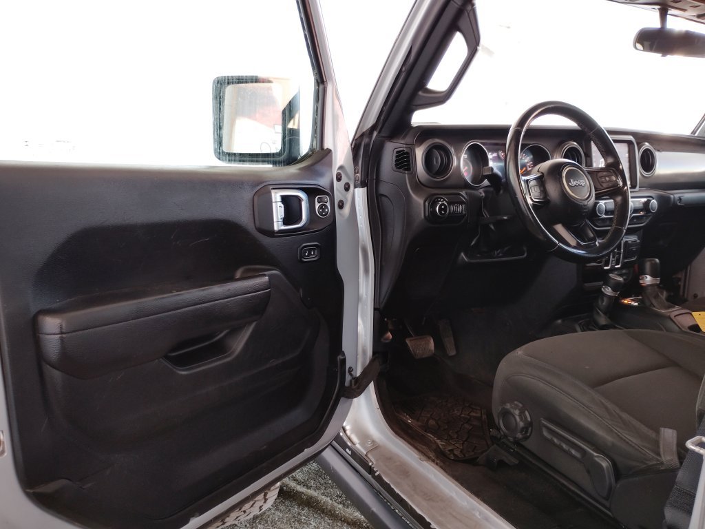 Used 2022 Jeep Gladiator Sport AWD/4WD image 18