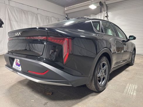 Used 2025 Kia K4 FWD image 7