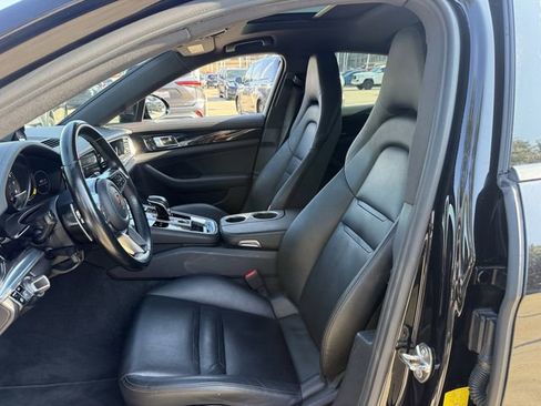 Used 2017 Porsche Panamera 4 AWD/4WD image 22