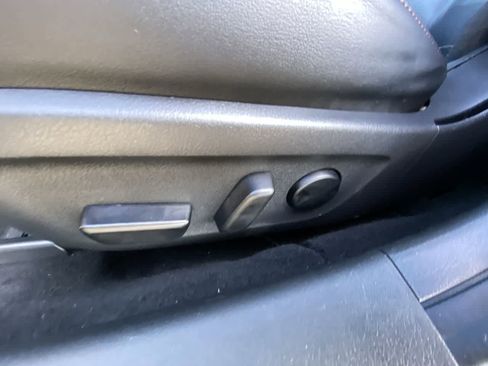 Used 2019 MAZDA MAZDA3 Hatchback w/ Premium Package image 12