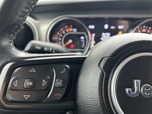 Used 2021 Jeep Gladiator Willys image 25