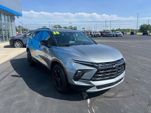 Used 2024 Chevrolet Blazer LT w/ Convenience Package FWD image 7