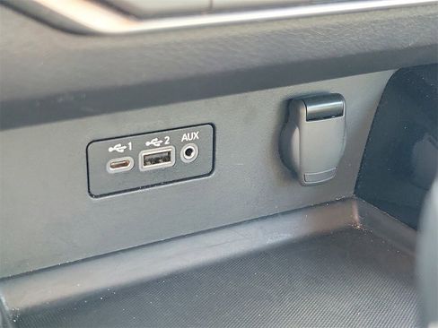 Used 2025 Nissan Altima 2.5 SR image 28