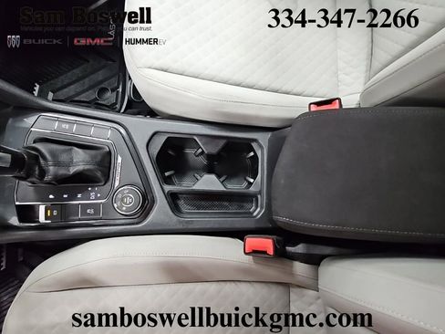 Used 2018 Volkswagen Tiguan S w/ 3rd Row Seat Package image 18