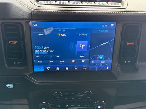 Used 2024 Ford Bronco Badlands AWD/4WD image 31