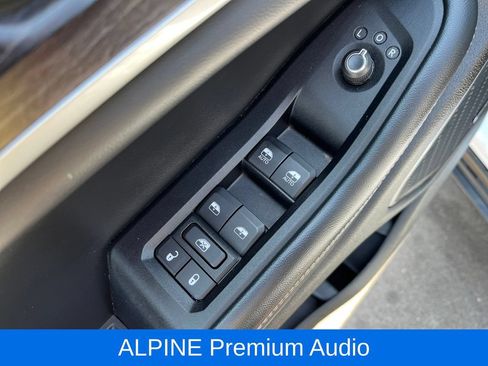 Used 2024 Jeep Grand Cherokee Limited 4xe AWD/4WD image 14