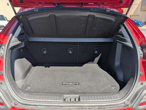 Certified 2021 Hyundai Kona SEL Plus AWD/4WD image 31
