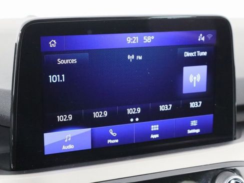 Used 2021 Ford Escape SE image 28