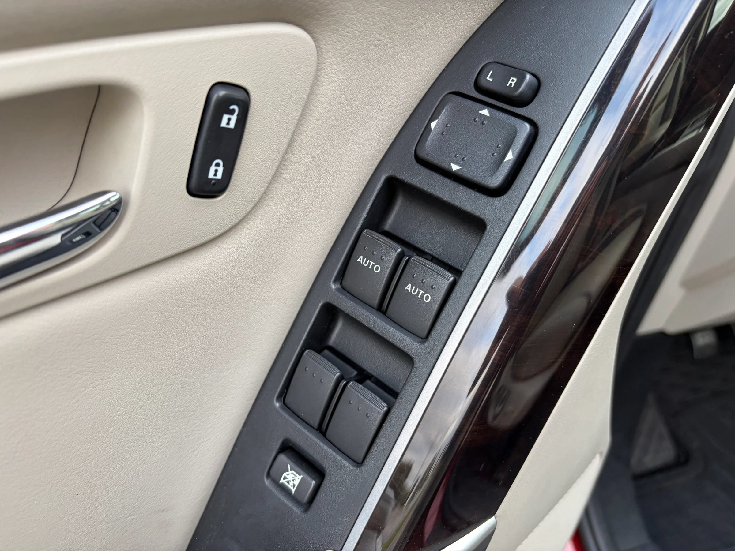 Used 2012 MAZDA CX-9 Grand Touring w/ Moonroof & Bose Audio Pkg AWD/4WD image 27