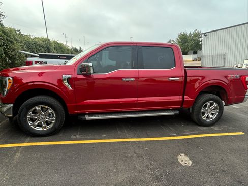 Used 2023 Ford F150 Lariat w/ Trailer Tow Package AWD/4WD image 2