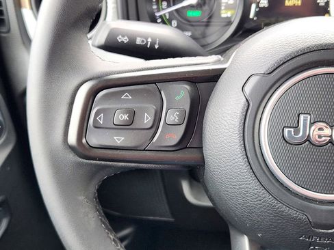 Used 2025 Jeep Wrangler Unlimited Sport S 4xe AWD/4WD image 17