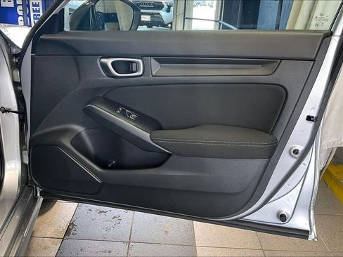 Used 2024 Honda Civic Sport image 12