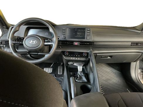 Certified 2025 Hyundai Elantra Sport image 6