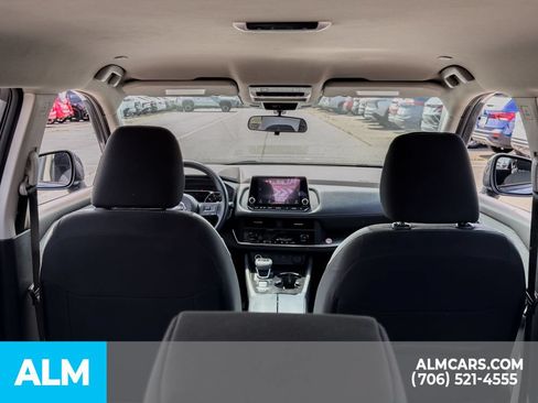 Used 2023 Nissan Rogue SV FWD image 20