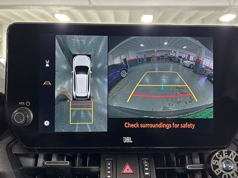 Used 2023 Toyota RAV4 Limited image 32