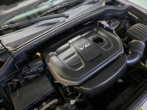 Used 2018 Jeep Grand Cherokee Summit image 42